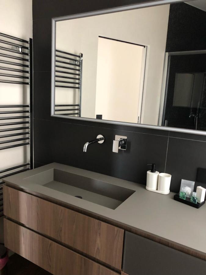 מילאצו Borgiarooms Luxury Apartment מראה חיצוני תמונה