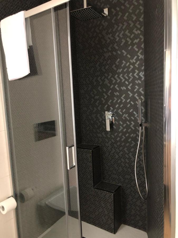 מילאצו Borgiarooms Luxury Apartment מראה חיצוני תמונה