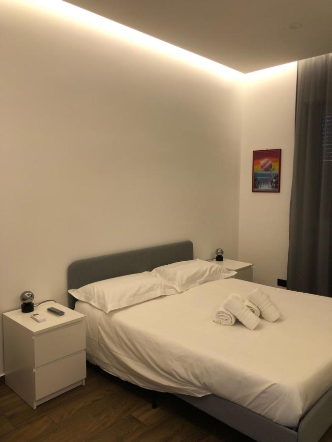 מילאצו Borgiarooms Luxury Apartment מראה חיצוני תמונה