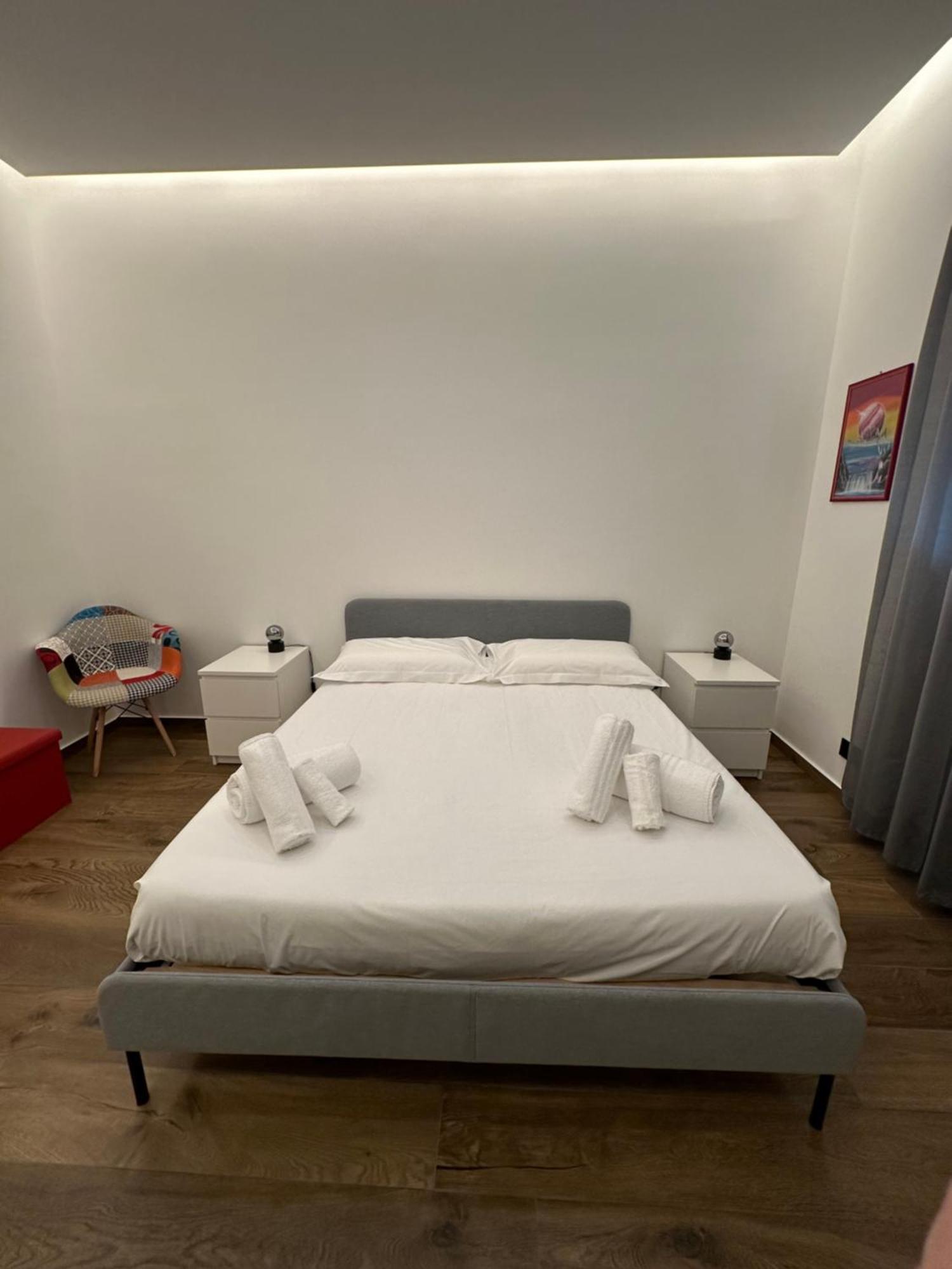מילאצו Borgiarooms Luxury Apartment מראה חיצוני תמונה