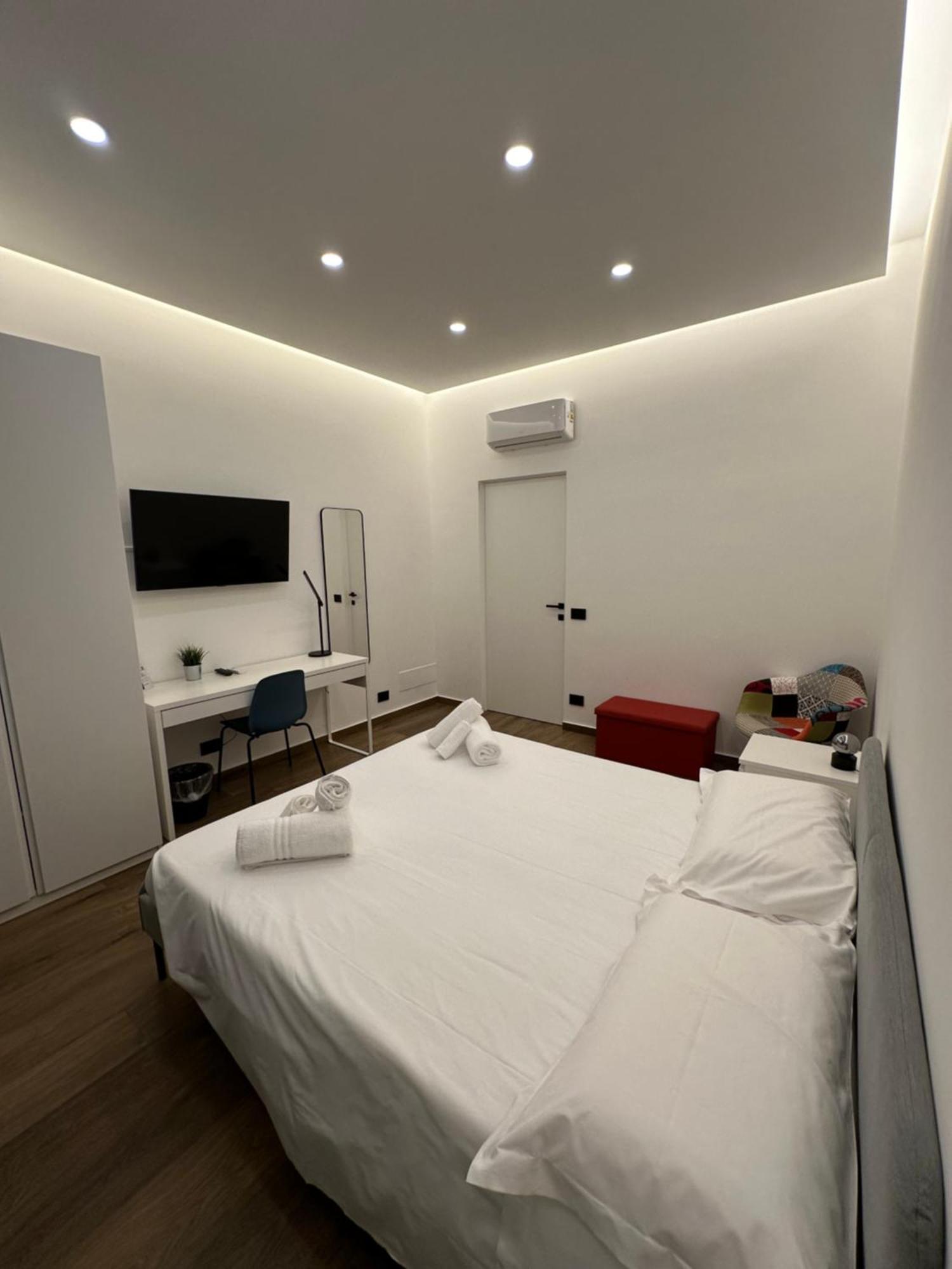 מילאצו Borgiarooms Luxury Apartment מראה חיצוני תמונה