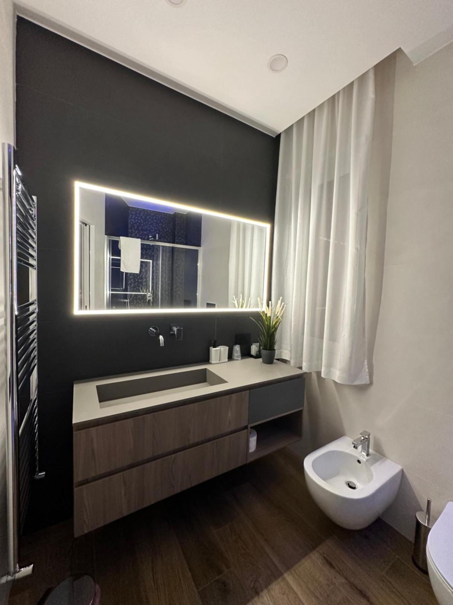 מילאצו Borgiarooms Luxury Apartment מראה חיצוני תמונה