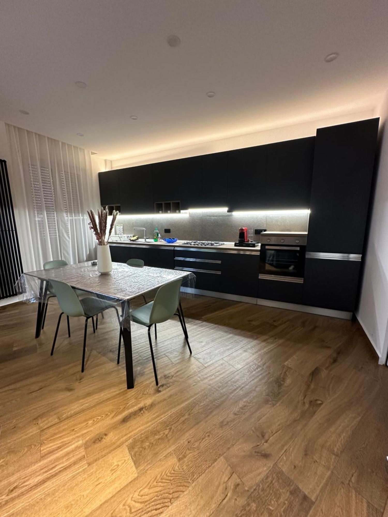 מילאצו Borgiarooms Luxury Apartment מראה חיצוני תמונה